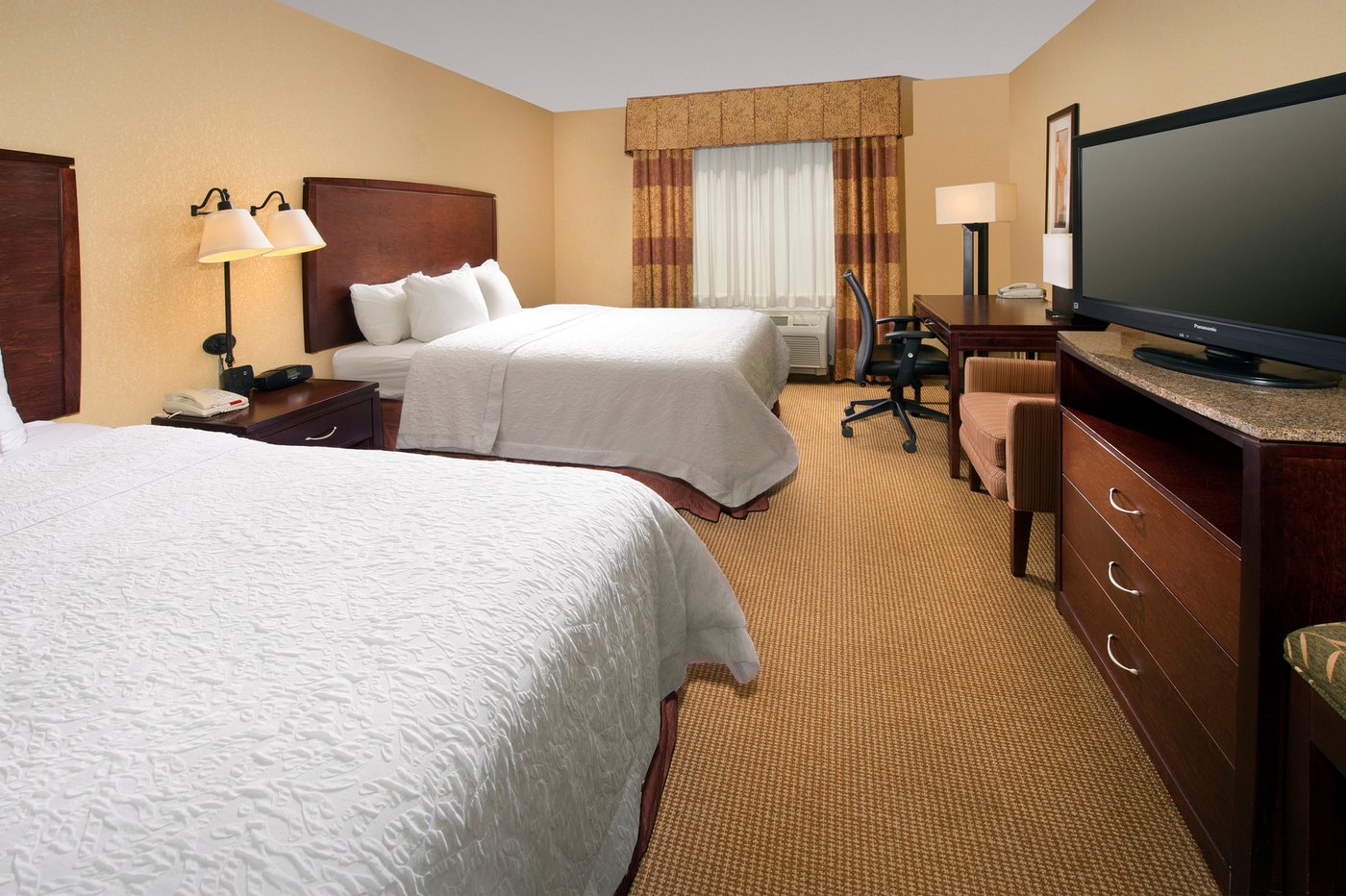 HAMPTON INN & SUITES SAN ANTONIO-AIRPORT - Updated 2024 Prices & Hotel ...