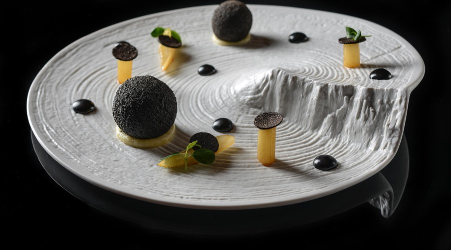 L'Ekrin by Laurent Azoulay image 1 - Full view
