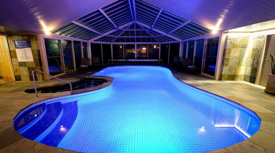 Indoor heated pool & spa