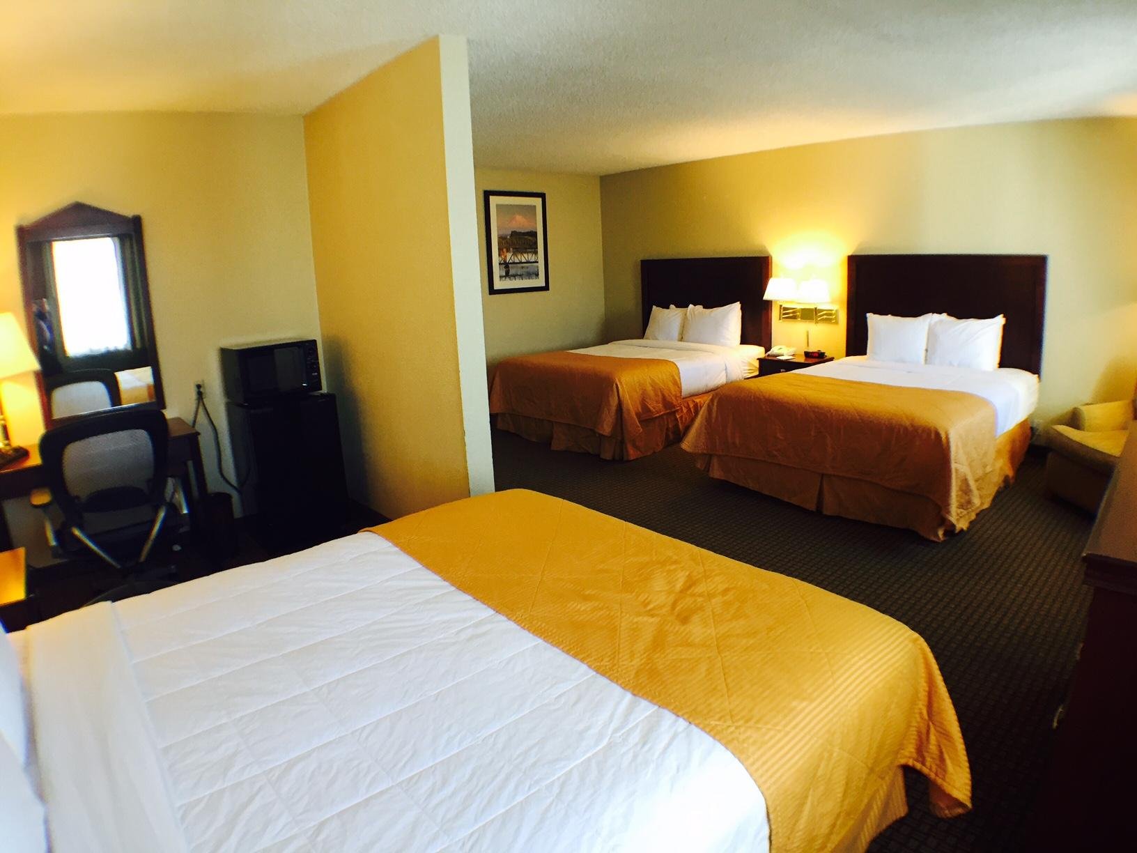 SureStay Hotel By Best Western Seatac Airport North Rooms: Pictures ...