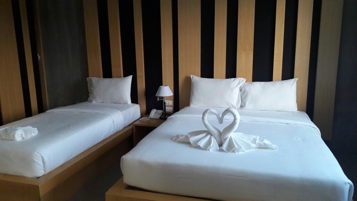 Blu monkey bed breakfast phuket. Central Phuket Butik. Пхао КАИС 2 Пхукет хом клипп.