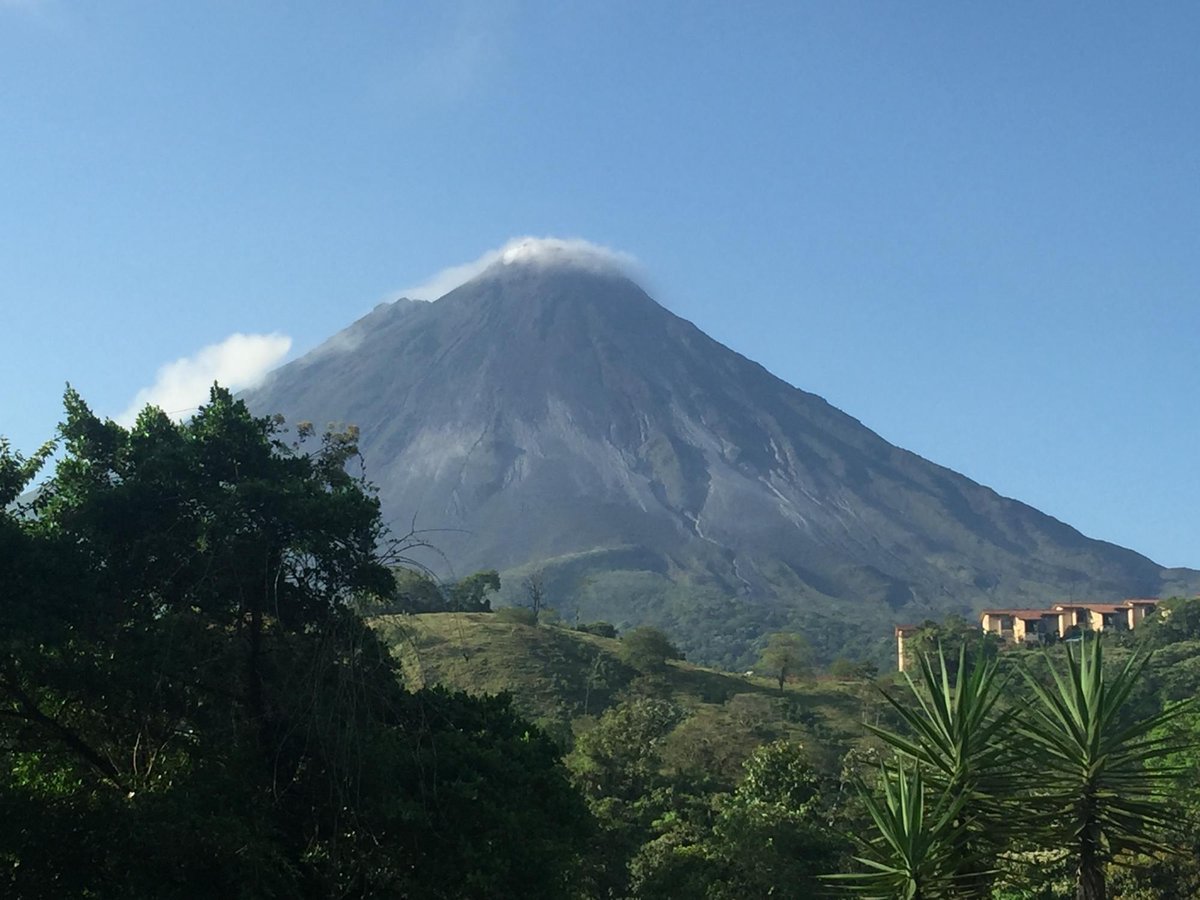 CABINAS GUACAMAYA - Hotel Reviews (Costa Rica/Arenal Volcano National Park)