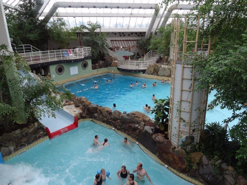 Sunparks Kempense Meren Pool: Pictures & Reviews - Tripadvisor