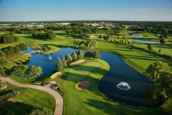 Hilton Oak Brook Hills Resort - Willow Crest Golf Club
