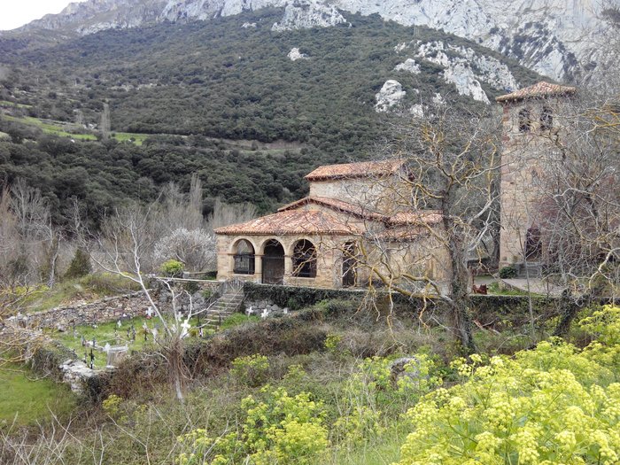 Imagen 1 de Iglesia de Santa María de Lebeña