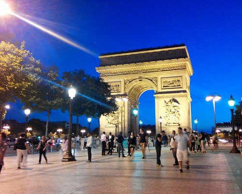 what places to visit in paris