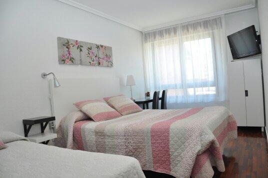 PENSION TONI - Updated 2024 Prices & B&B Reviews (Belorado, Spain)