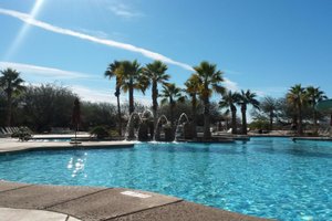 Piscine et plage