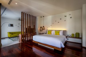 Room & Suite