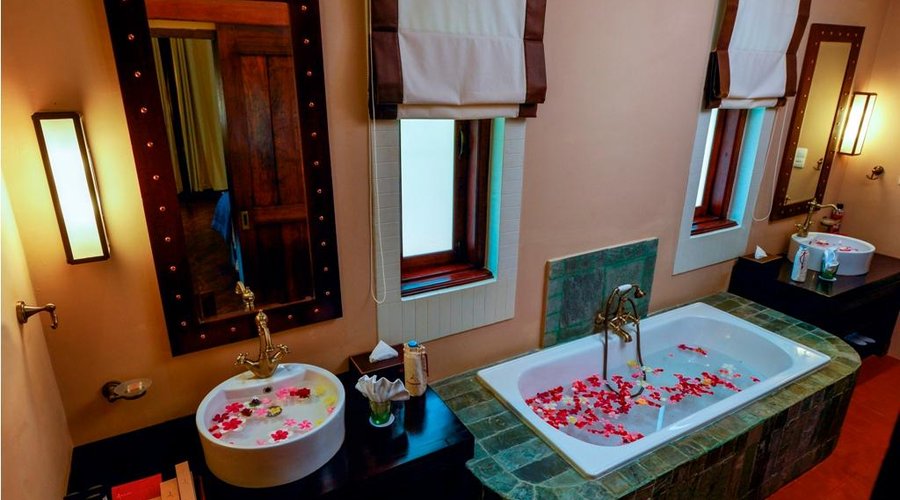 Room/Suite