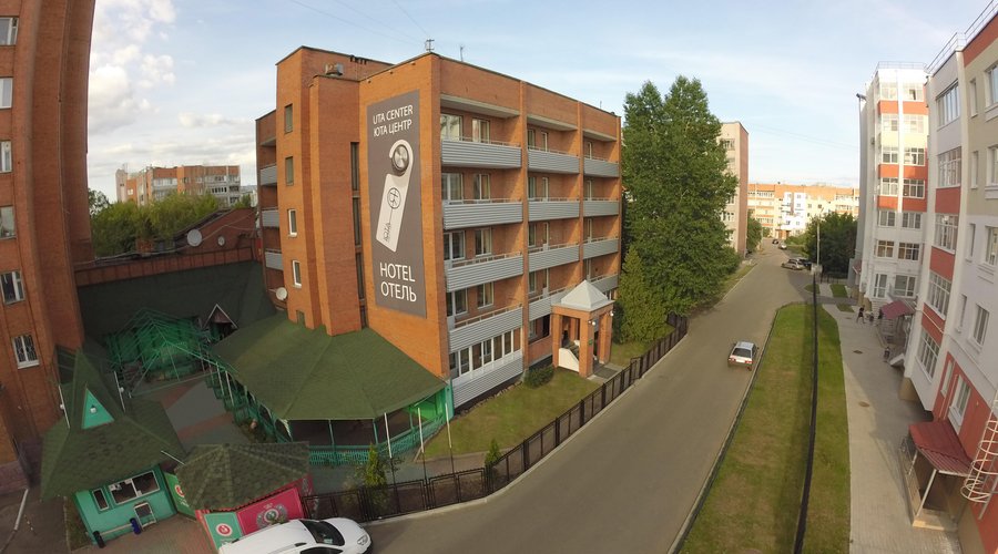 Гостиница "ЮТА ЦЕНТР" фасад здания
