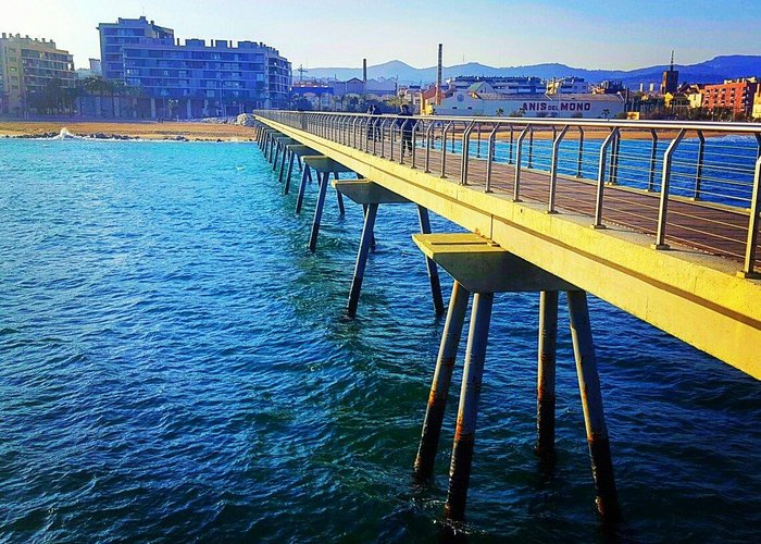 La playa de  Badalona es hermosa todo el año