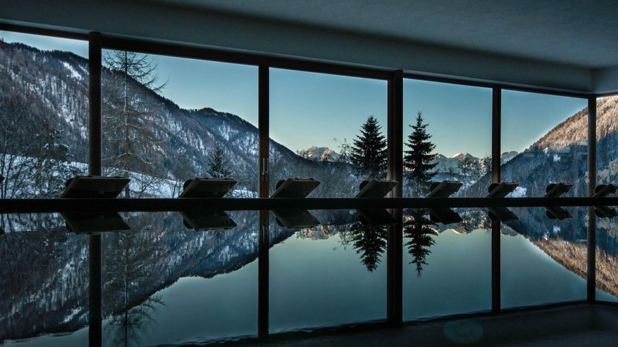 Pool indoor (winter)