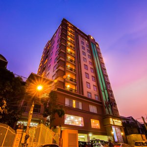 Samnang Laor Phnom Penh Hotel in Phnom Penh, image may contain: Cushion, Home Decor, Pillow, Furniture