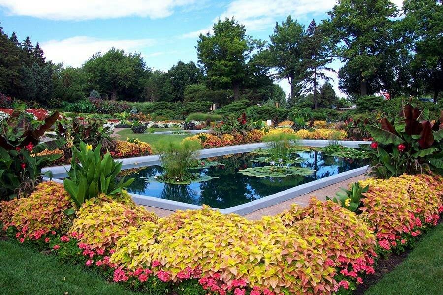 Sunken Gardens image