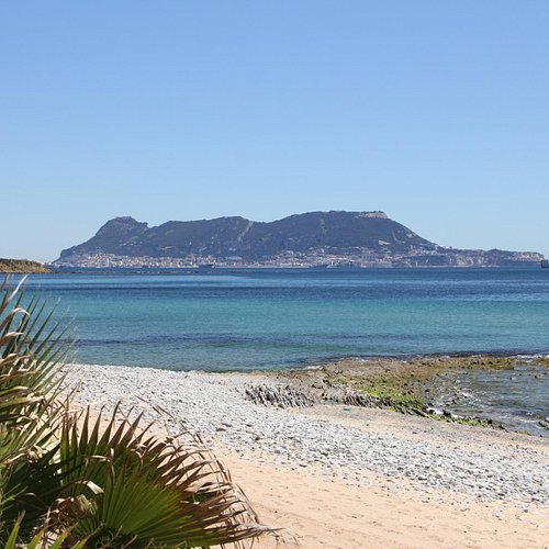 Cinco parques de bolas para disfrutar de una tarde con los más pequeños en  Algeciras