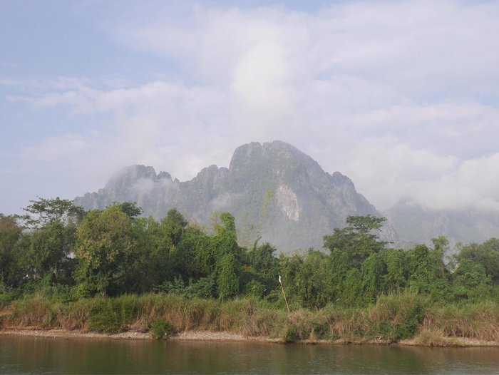 BANSUAN RIVERVIEW BUNGALOWS - Ranch Reviews (Vang Vieng, Laos)