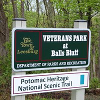 Veterans Park Trail Head