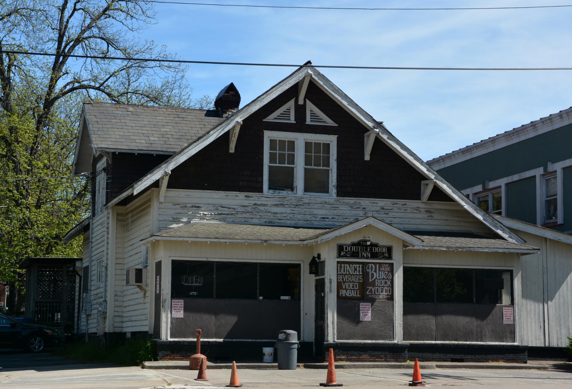 2024 Double Door Inn   Still Open With Live 