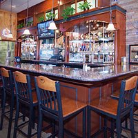Full Service Bar