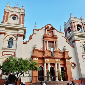 IGLESIA SAN VICENTE DE PAUL (San Pedro Sula) - Qué SABER antes de ir