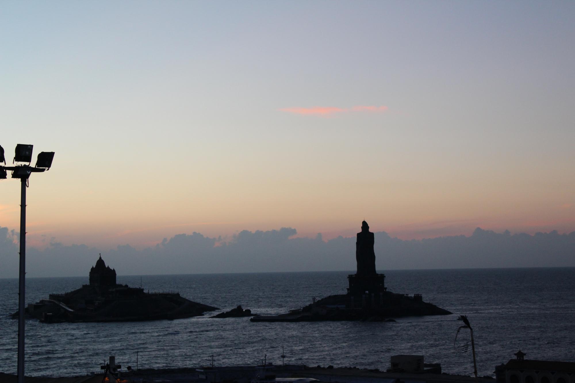 Thiruvalluvar Statue | Kanyakumari | Tamil Nadu Tourism