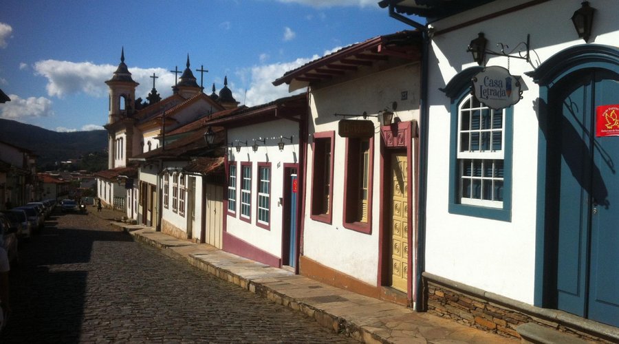 Rua ao lado da pousada