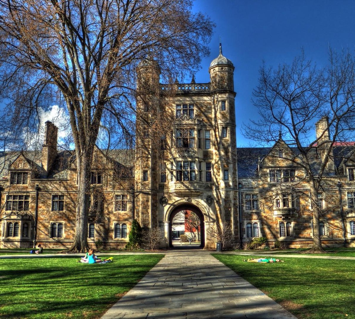 University. Анн АРБОР университет. Университет штата Мичиган. Ann Arbor, Michigan, США. Государственный исследовательский университет Мичигана - Энн-АРБОР.