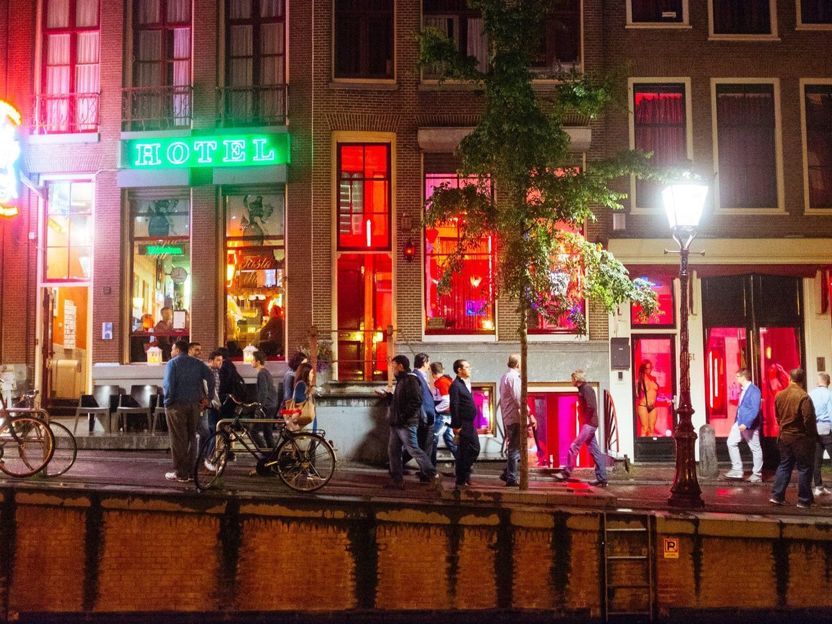 Amsterdam Red Light District Tours - All You Need to Know BEFORE You Go  (2024)