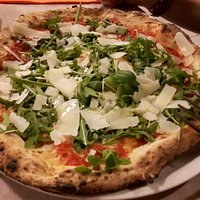con rucola e grana