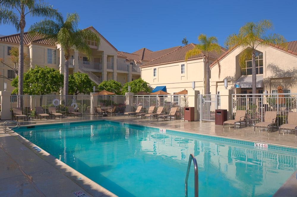 Hyatt House Los Angeles/Lax/Manhattan Beach Pool: Pictures & Reviews ...