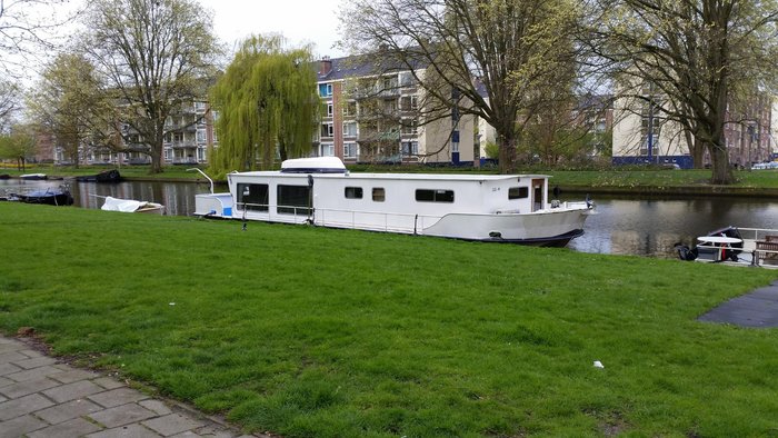 Imagen 1 de Dutch Canal Boat Hotel