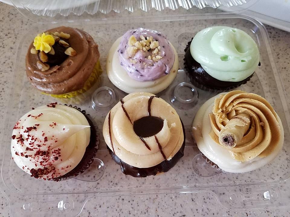 THE CAKE SHOP, Apple Valley Restaurant Reviews, Photos & Phone Number