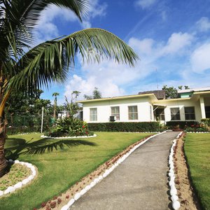 Outdoor view of Marfel Annex
