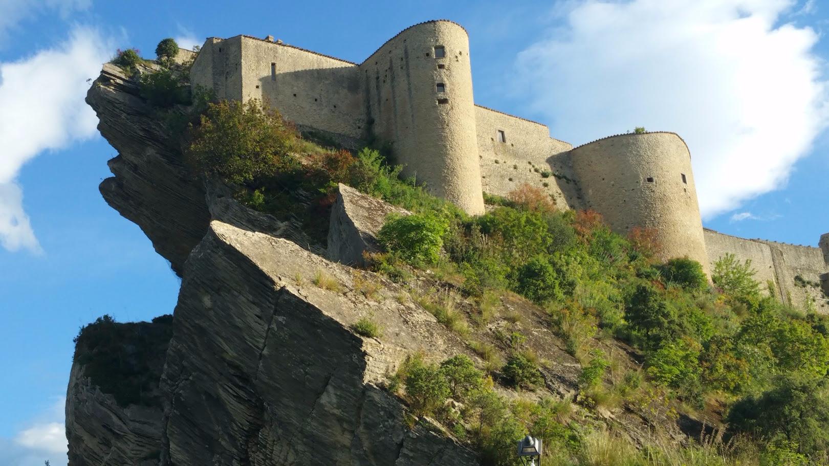 Castello Medievale Di Roccascalegna - 2022 Alles Wat U Moet Weten ...