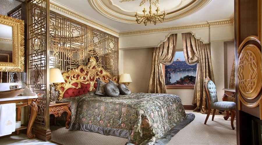 Grand Deluxe Room