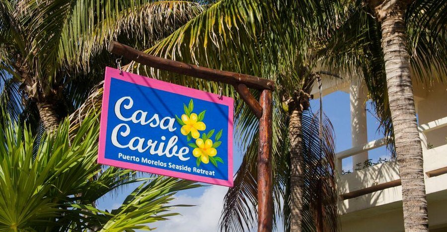 Look for the Casa Caribe sign!