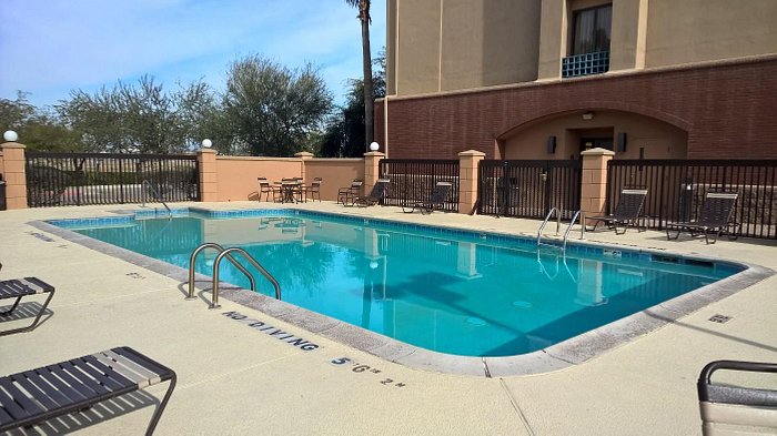 Hyatt Place Tempe/Phoenix Airport Pool Pictures & Reviews - Tripadvisor