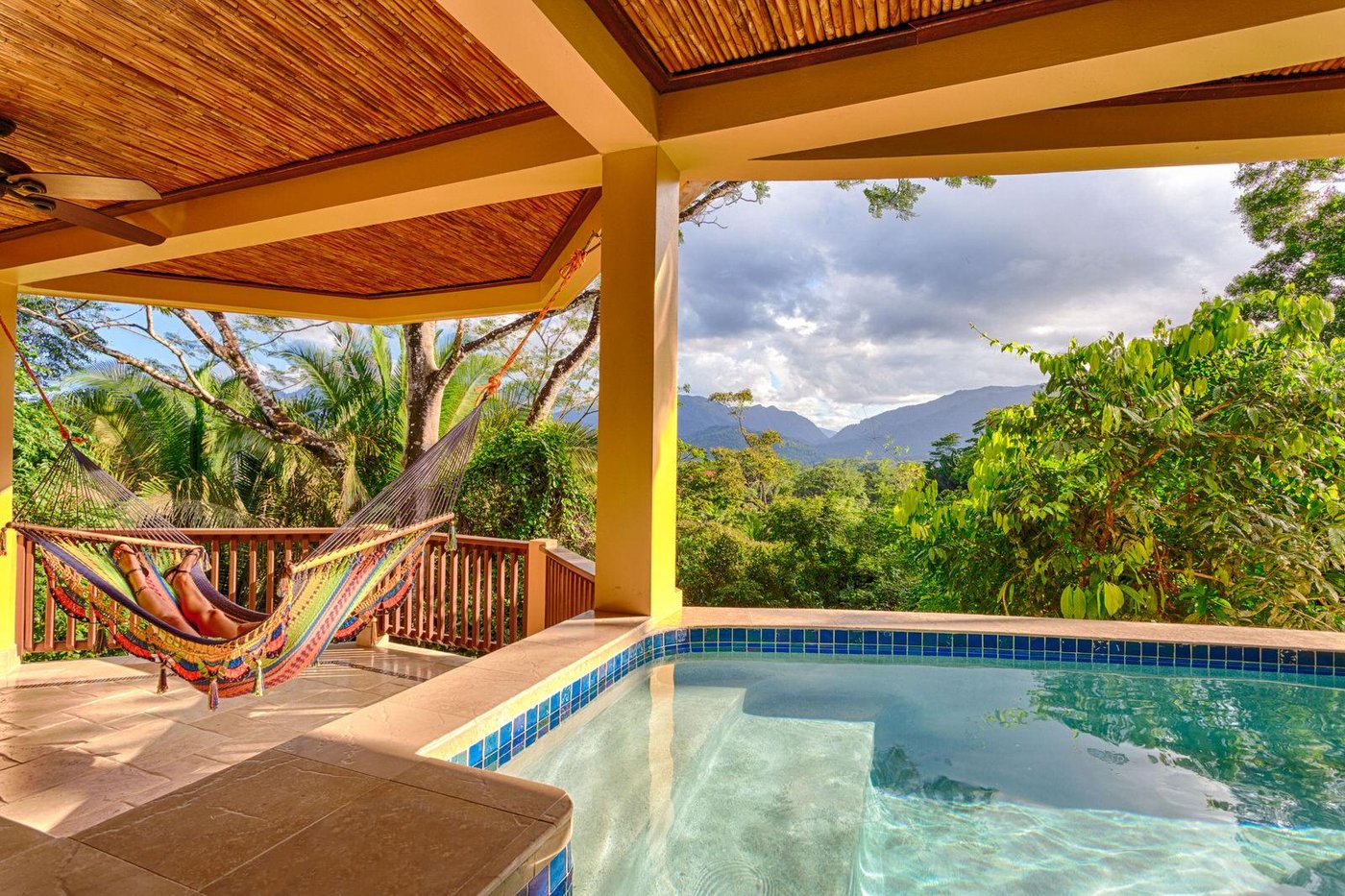 SLEEPING GIANT RAINFOREST LODGE $169 ($̶2̶4̶9̶) - Prices & Hotel Reviews - Belize/Belmopan SLEEPING GIANT RAINFOREST LODGE... 