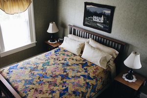 Room & Suite