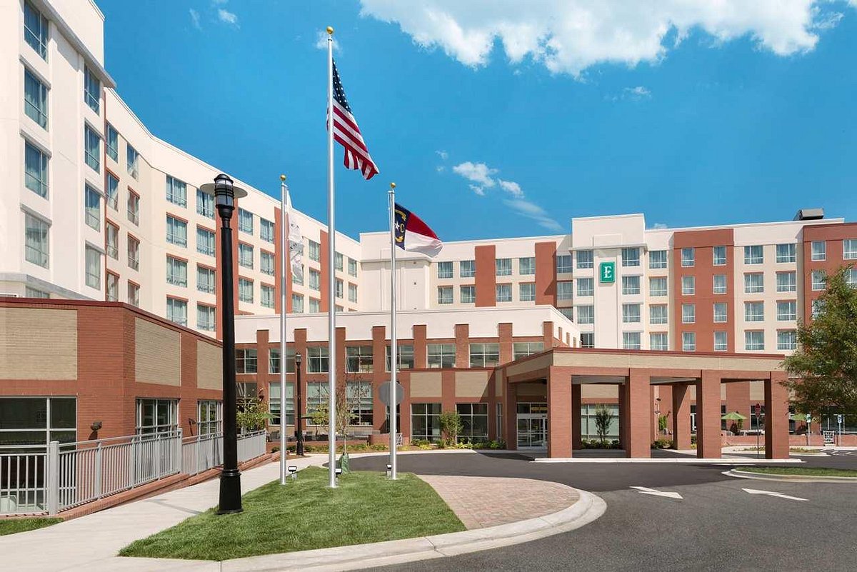 Embassy Suites by Hilton Charlotte Ayrsley, hotel in Charlotte