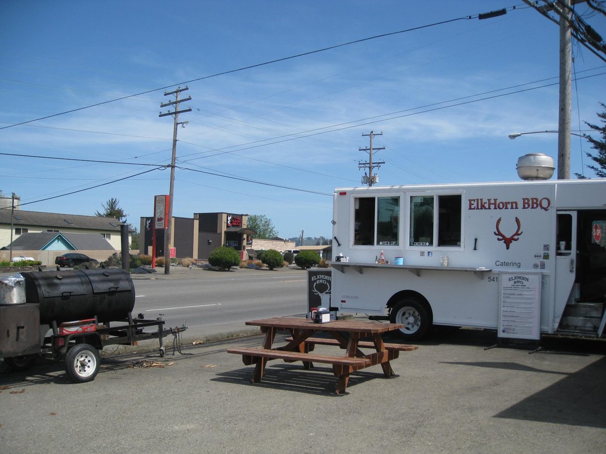 ELKHORN BBQ & FOOD TRUCK, Coos Bay - Restaurant Reviews, Photos & Phone ...