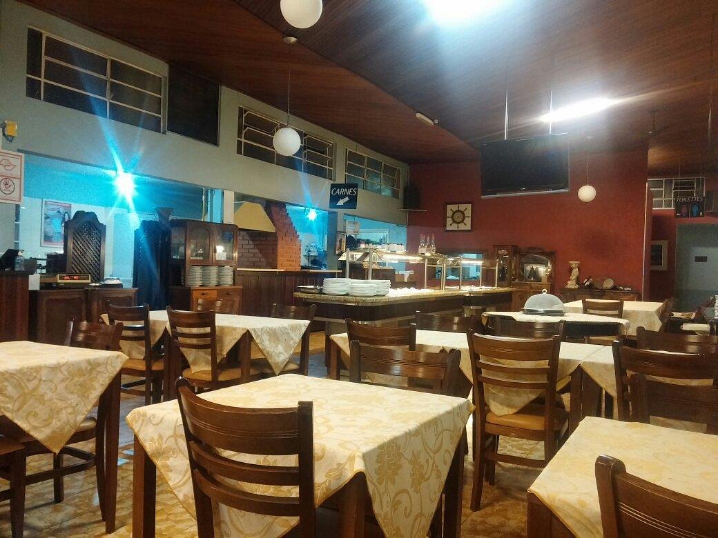 PONTO X LANCHES E PORÇÕES, Bariri - Comentários de Restaurantes, Fotos &  Número de Telefone