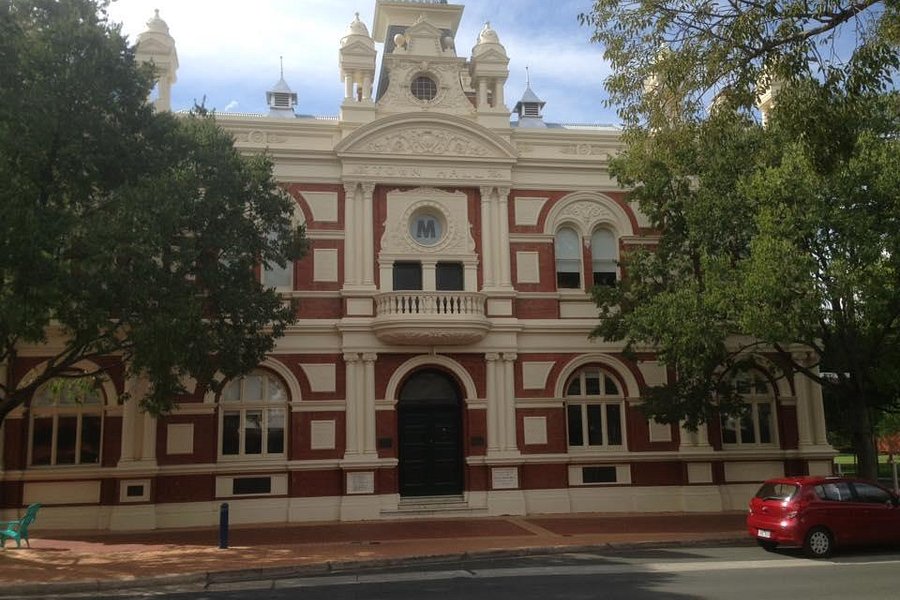 Albury Town Hall image