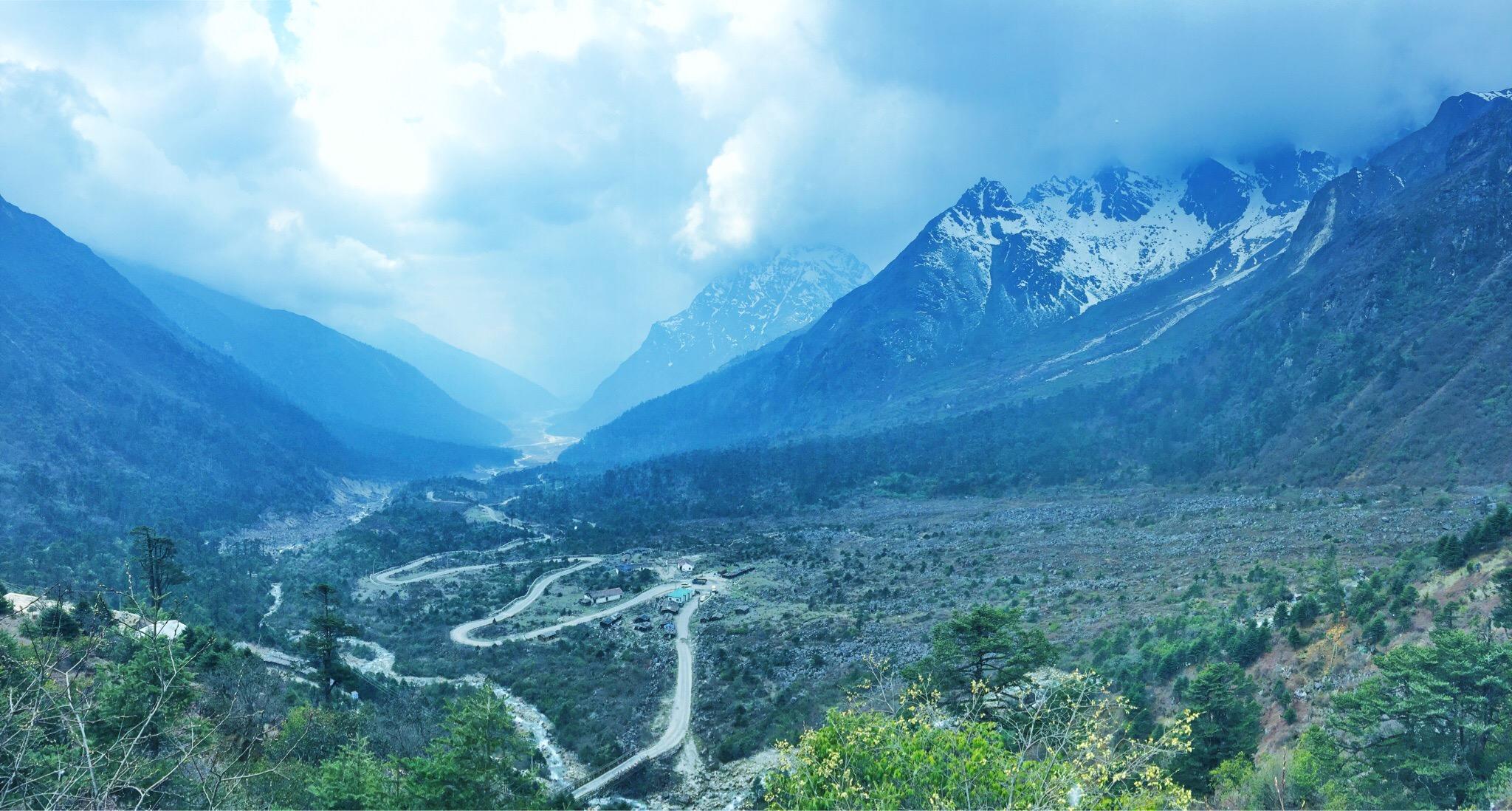 Sikkim opens Yumthang Valley for tourists | Times of India Travel