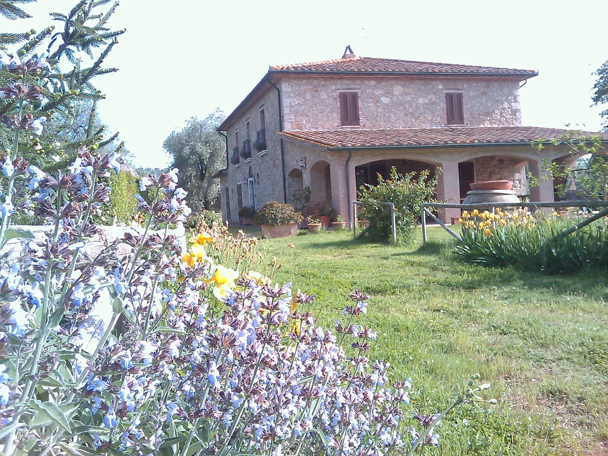 AGRITURISMO IL POGGIOLO - Prices & Farmhouse Reviews (Italy/Tuscany ...