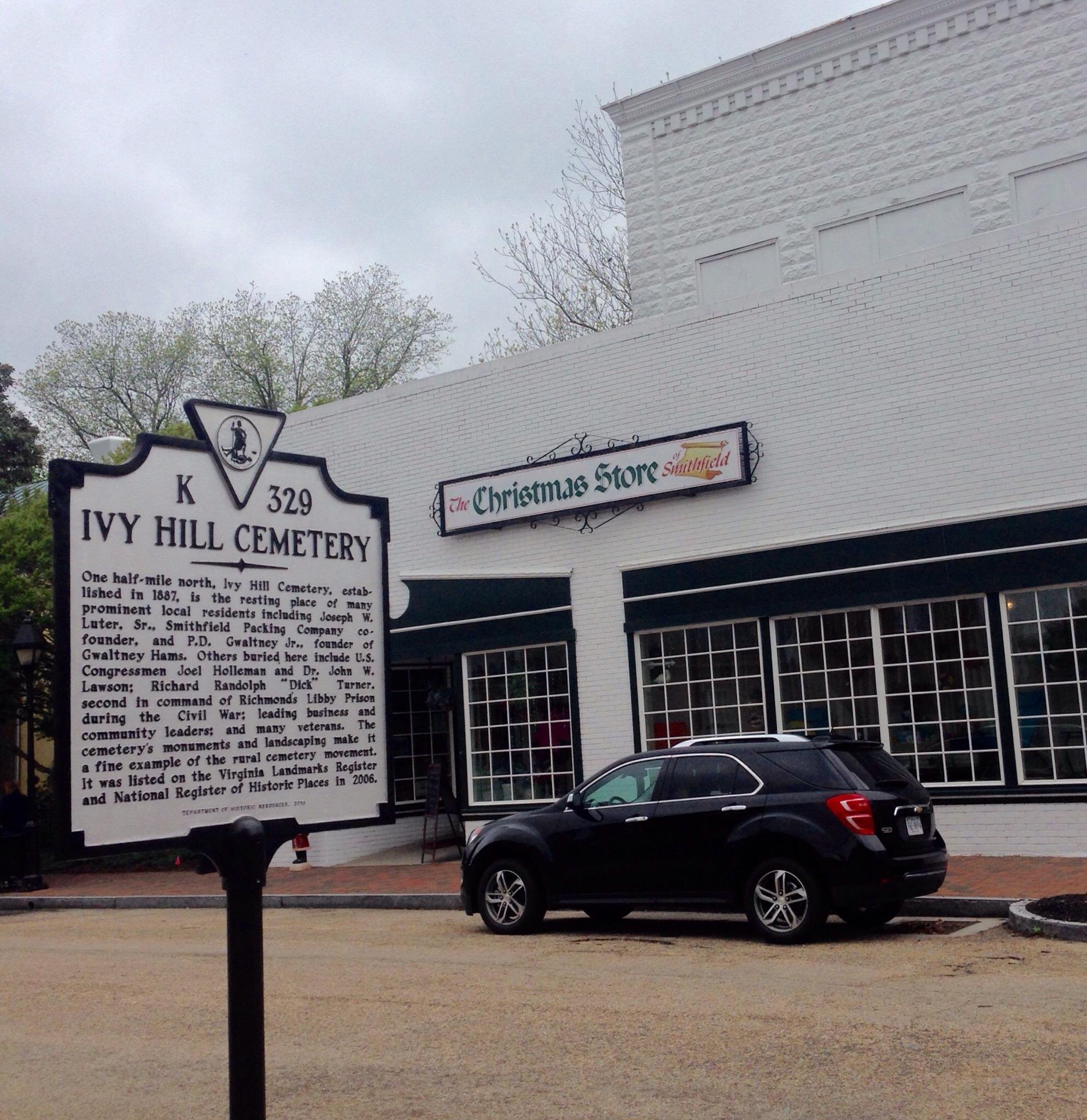 Christmas Stores in Virginia