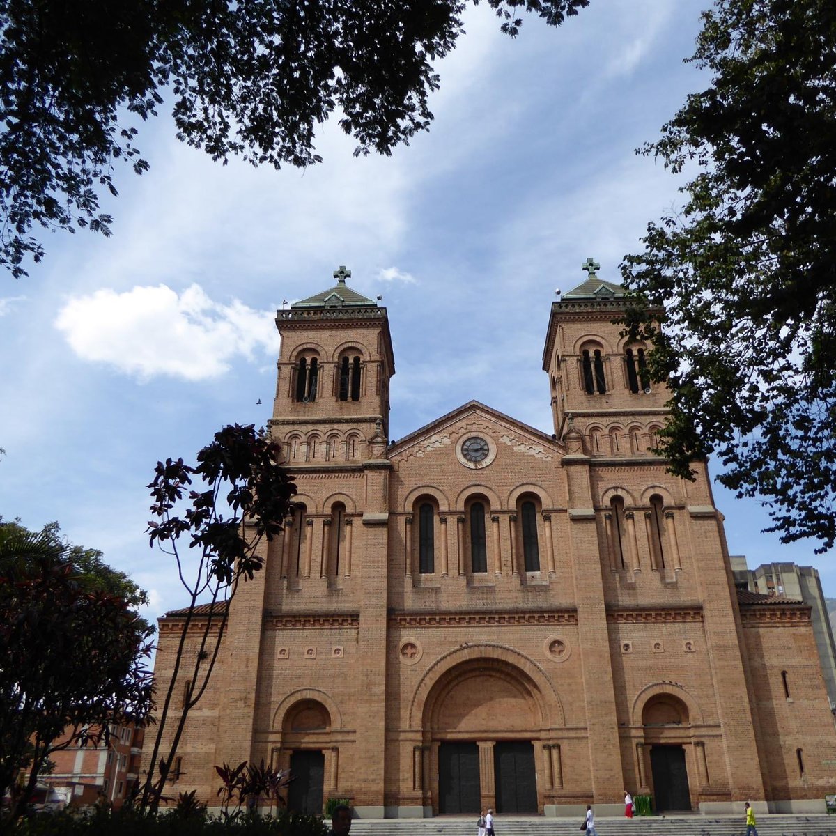 Catedral Basílica Metropolitana de Medellín, Медельин - Tripadvisor