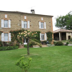 getlstd_property_photo