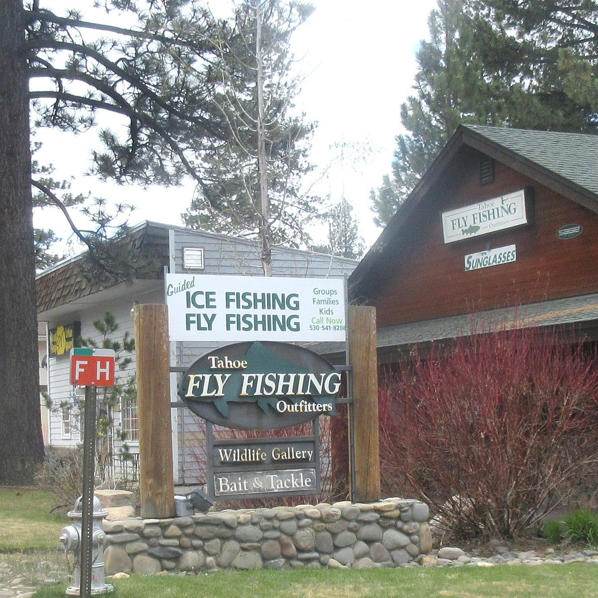 East Carson River Fly Fishing Guide Trips near South Lake Tahoe California